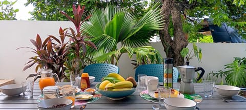 Garden view, Breakfast