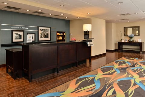 Hampton Inn & Suites Harvey Hotel in Gretna