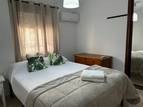 Apartamento Familiar En Barrio Reina Victoria Condo in Huelva