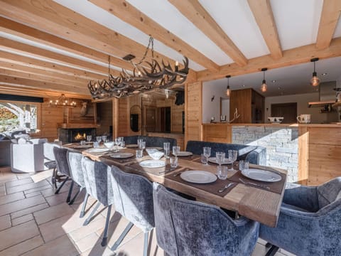 Superbe chalet pour 14 pers. avec spa, cheminée et fitness, à 10 min du centre de Morzine - FR-1-754-17 Chalet in Morzine