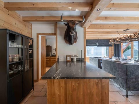 Superbe chalet pour 14 pers. avec spa, cheminée et fitness, à 10 min du centre de Morzine - FR-1-754-17 Chalet in Morzine