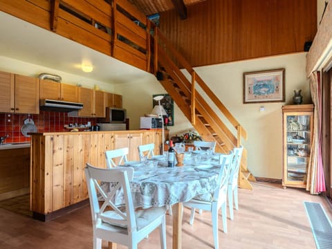 Duplex confortable pour 9 pers à 500m du centre de Morzine, proche des pistes, avec balcon et parking - FR-1-754-63 Apartment in Les Gets