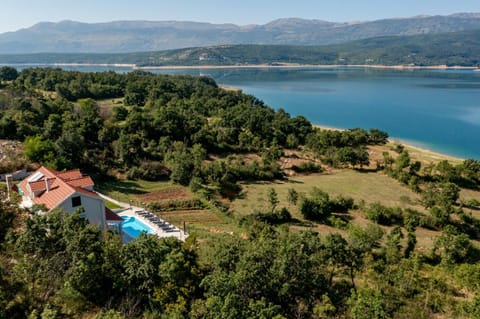 Day, Natural landscape, Beach, Lake view, Mountain view, River view