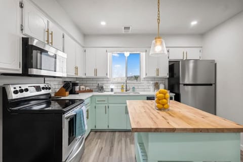 The Heritage Hideaway Sweeping Views Games & More House in Jonestown