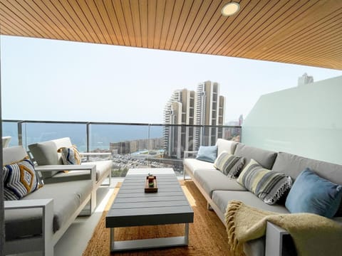 Sunset Waves by United Renters Condo in Benidorm