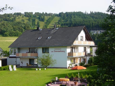 Ferienhaus am Sonnenhang Condominio in Willingen