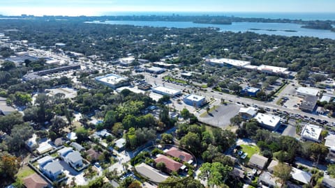 Luna Flores Casa in Sarasota