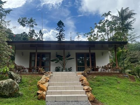 Property building, Garden, Balcony/Terrace, Garden view