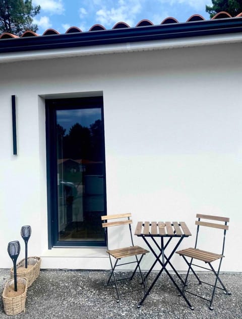 Balcony/Terrace, Dining area