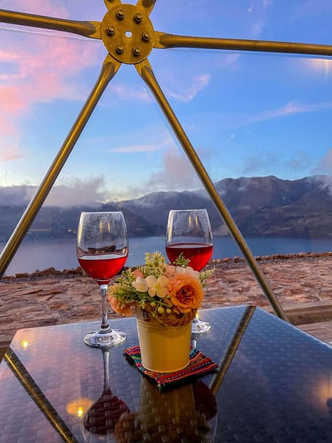 Natural landscape, Food and drinks, Lake view, Mountain view, Drinks, Alcoholic drinks