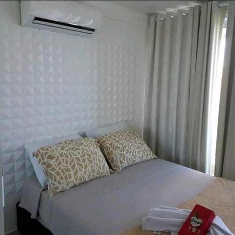 Bed, Photo of the whole room, Bedroom, air conditioner