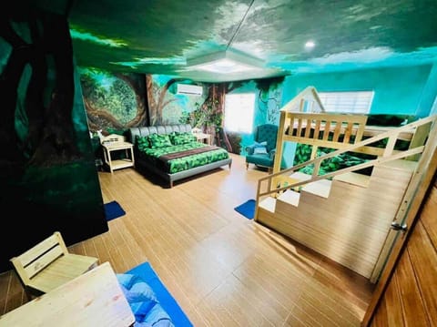 Laguna Hot Spring Home- Oharas Resort - Sleeps 27 Villa in Calabarzon