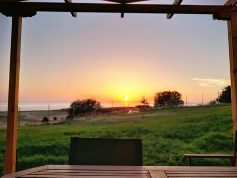 View (from property/room), Landmark view, Sea view, Sunset