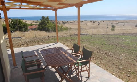 View (from property/room), Balcony/Terrace, Sea view