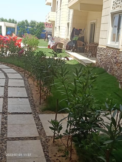 استديو مكيف ب ٦٥٠ اليوم ك ٨٤ قبلي أمام زهران والزهور Copropriété in Alexandria Governorate