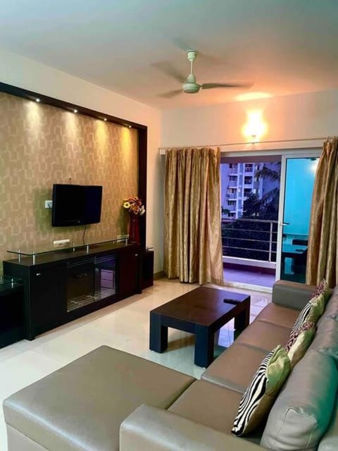 3BHK Luxurious Apartment (AC/TV/Kitchen) Condo in Mangaluru