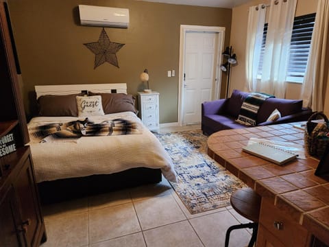 Quails Nest Bed and Breakfast in Cape Coral
