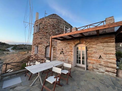 The Stone Windmill Villa in Kea-Kythnos