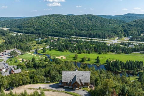 Eagle's Nest Casa in Sainte-Agathe-des-Monts