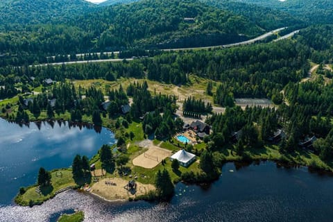 Eagle's Nest Maison in Sainte-Agathe-des-Monts