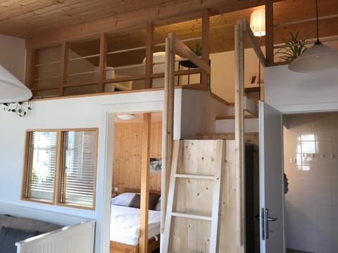 Shower, Spring, Day, Bathroom, Living room, Seating area, Bedroom, On site