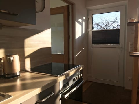 Day, Winter, Kitchen or kitchenette, On site, Garden view