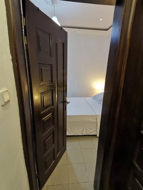 Charmant,bien localisé et lumineux Appartement F2S Apartment in Douala