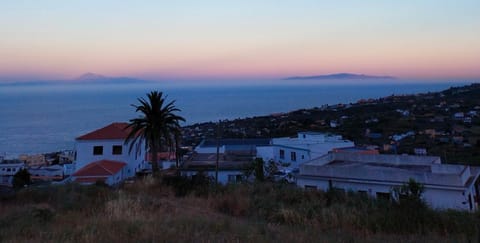 Natural landscape, Garden view, Mountain view, Sea view, Sunset