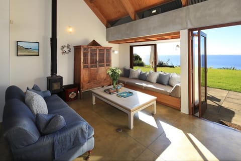 Living room, Sea view