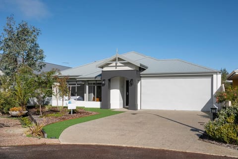 Jakes Place House in Dunsborough