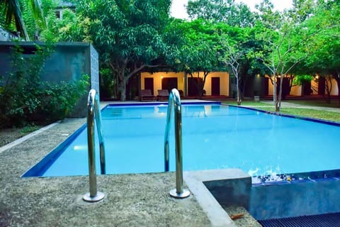 Tropicara Resort Hotel in Dambulla