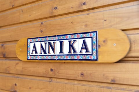 5 Sterne Ferienhaus Annika mit Kamin, Seeblick und großer Terrasse House in Ahrweiler