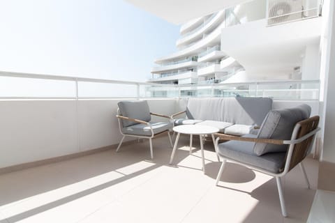 Global Properties, Nuevo apartamento con terraza en Gran Canet Residencial Condominio in Port de Sagunt