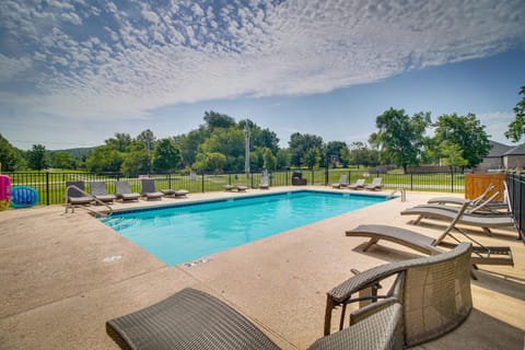 Fayetteville Vacation Rental with Deck and Shared Pool House in Fayetteville