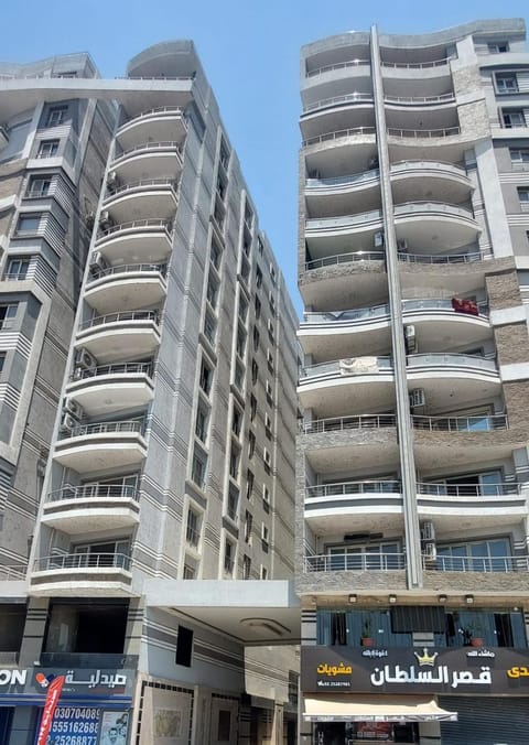 شقة فندقية بكورنيش المعادي للعائلات فقط Condo in Cairo Governorate