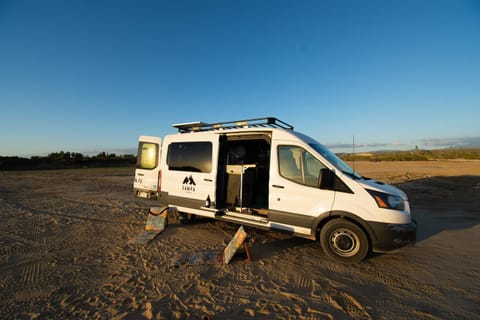 Sampa Camper Van Adventure in Baja - Explore in Style! Campingplatz /
Wohnmobil-Resort in Baja California Sur