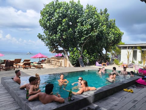 Pool view, Sea view