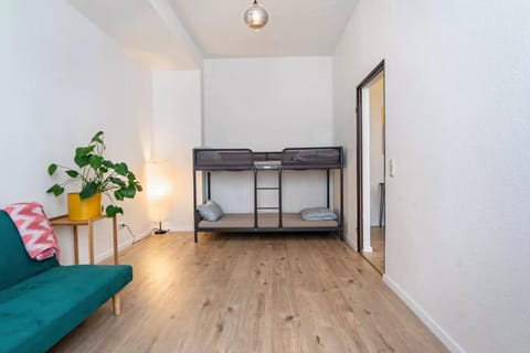 NEXT HOME - FREE Parking & WiFi - Badewanne Apartment in Krefeld