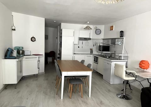 bel appartement climatisé centre Apartment in Albi