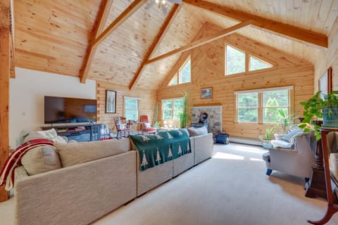 Cabin Sanctuary in the White Mountain Natl Forest Casa in Thornton