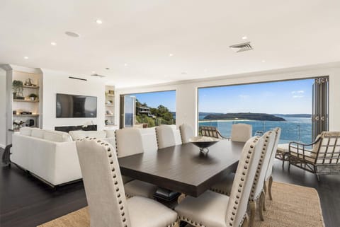 Amalfi Villa by Palm Beach Holiday Rentals House in Pittwater Council