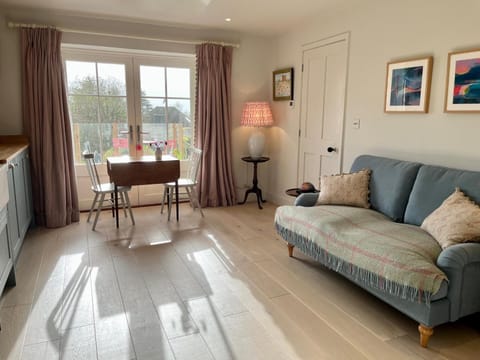 Cobblers Lodge Apartment in Lyme Regis