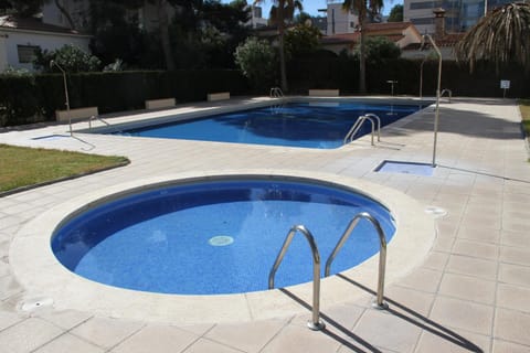 Pool view, Swimming pool, Swimming pool