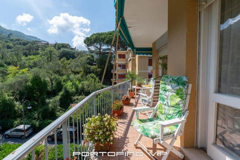 Property building, Spring, Day, Natural landscape, View (from property/room), Balcony/Terrace, Garden view