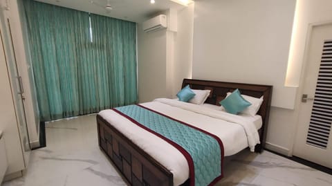 REDHOMEX STARRY NIGHTS Villa in Puducherry