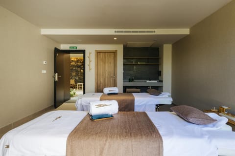 Massage, Spa and wellness centre/facilities