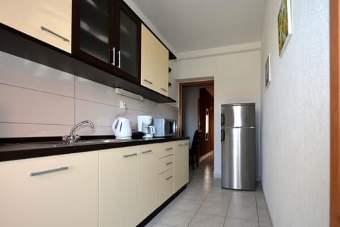 Apartments Maslina Condominio in Okrug Gornji