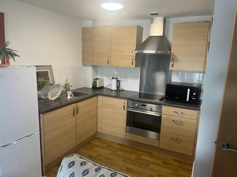 Cosy & Stylish One Bedroom Apartment Apartment in Salford