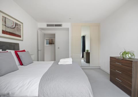 Cubo Farringdon Apartment in London Borough of Islington