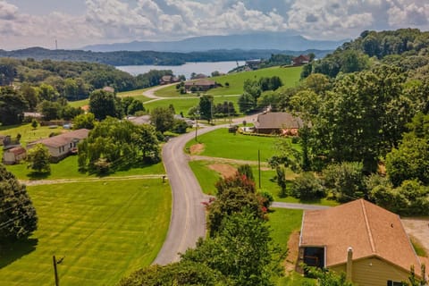 Natural landscape, Lake view, Mountain view